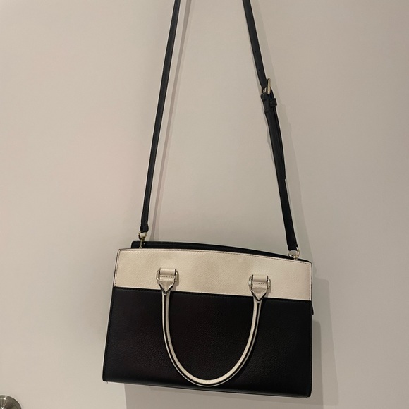 Kate Spade Purse - Picture 2 of 4